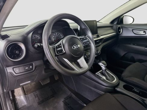 Used 2021 Kia Forte LXS FWD image 23