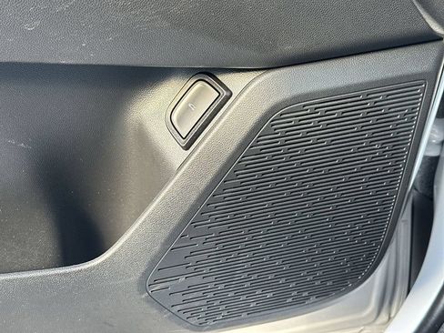 Used 2026 Chevrolet Equinox RS w/ Convenience Package III FWD image 34