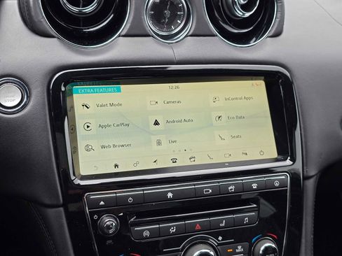 Used 2019 Jaguar XJ L Portfolio RWD image 24