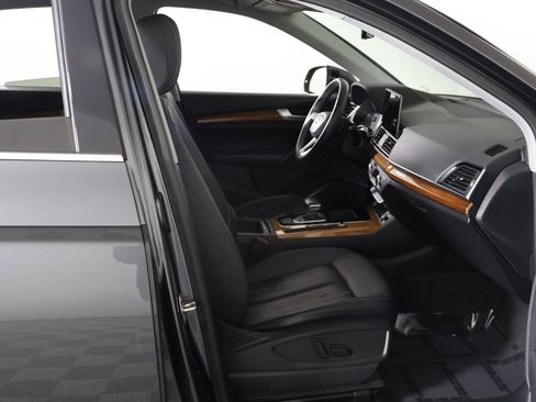 Used 2022 Audi Q5 2.0T Premium w/ Convenience Package image 26