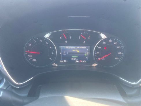 Used 2021 Chevrolet Equinox LT FWD image 16