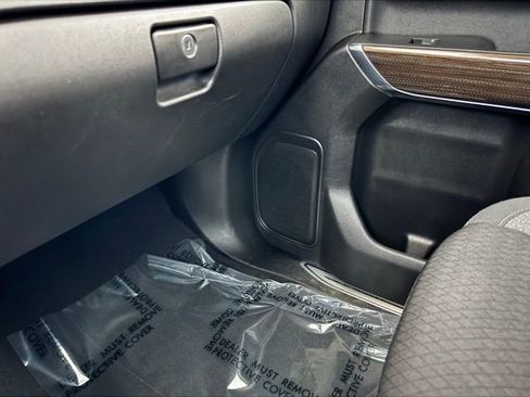 Certified 2022 Chevrolet Silverado 1500 LT image 19