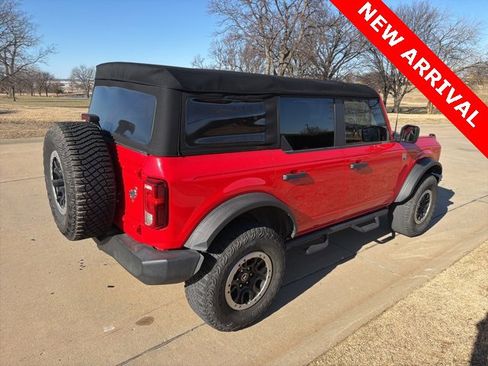 Used 2022 Ford Bronco Big Bend w/ Sasquatch Package image 3