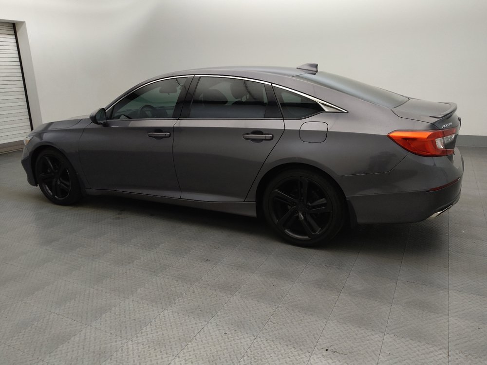 Used 2018 Honda Accord Sport image 3
