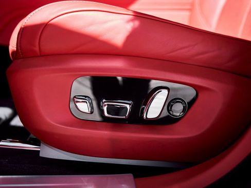 Used 2022 Rolls-Royce Ghost w/ Ghost Package image 41