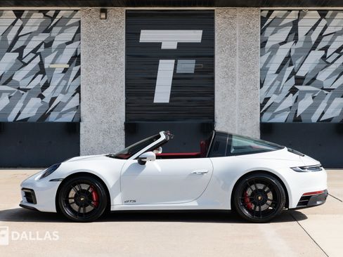 Used 2022 Porsche 911 Targa 4 GTS image 8