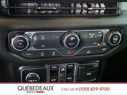 Used 2025 Jeep Wrangler Unlimited Sport AWD/4WD image 20