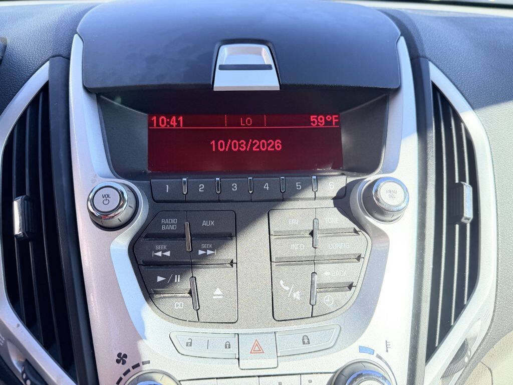 Used 2011 GMC Terrain SLT AWD/4WD image 17
