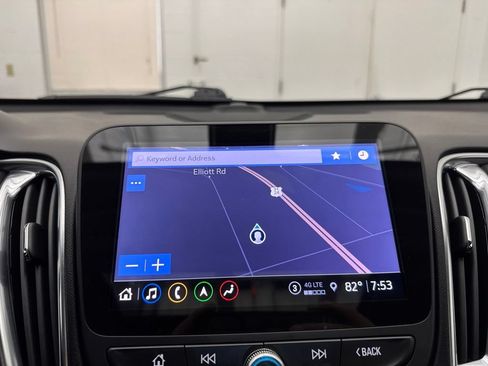 Used 2022 Chevrolet Malibu Premier FWD image 25