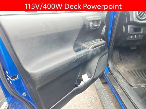 Used 2016 Toyota Tacoma TRD Sport w/ Premium & Technology Package AWD/4WD image 7