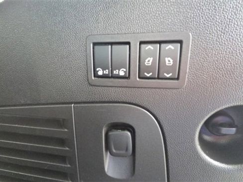 Used 2016 Chevrolet Tahoe LTZ image 26