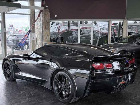 Used 2019 Chevrolet Corvette Stingray Coupe w/ Carbon Flash Badge Package image 12