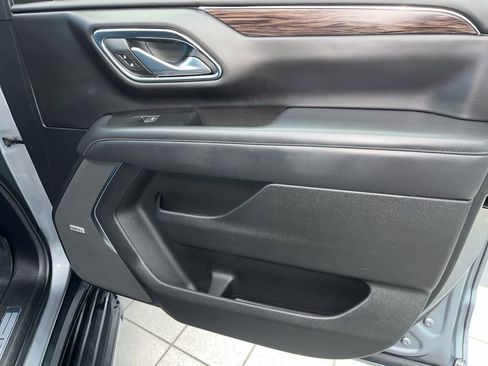 Used 2022 Chevrolet Tahoe LT w/ Luxury Package image 24