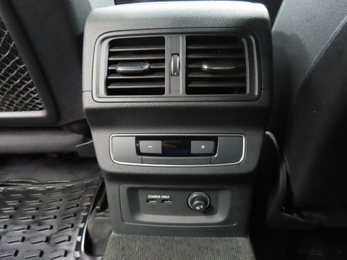 Used 2023 Audi Q5 2.0T Premium w/ Convenience Package AWD/4WD image 15