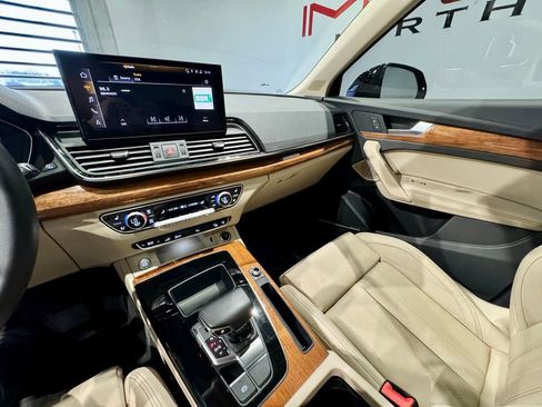 Used 2023 Audi Q5 e Premium Plus w/ Premium Plus Package image 14