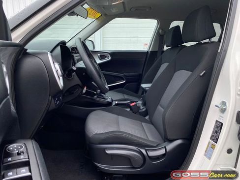 Used 2022 Kia Soul LX w/ Technology Package FWD image 23