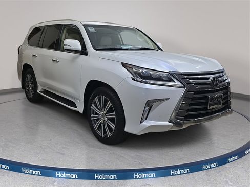 Used 2016 Lexus LX 570 4WD image 4