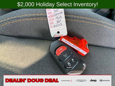 New 2025 Jeep Gladiator Willys image 29