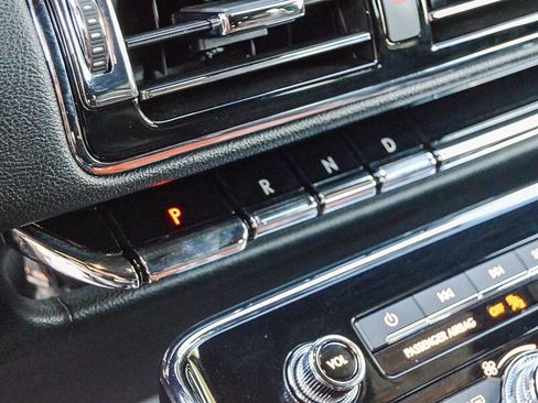 Used 2021 Lincoln Navigator L Reserve image 27