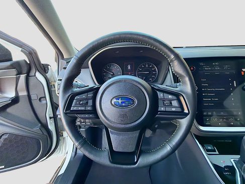 Certified 2025 Subaru Outback Onyx Edition image 36