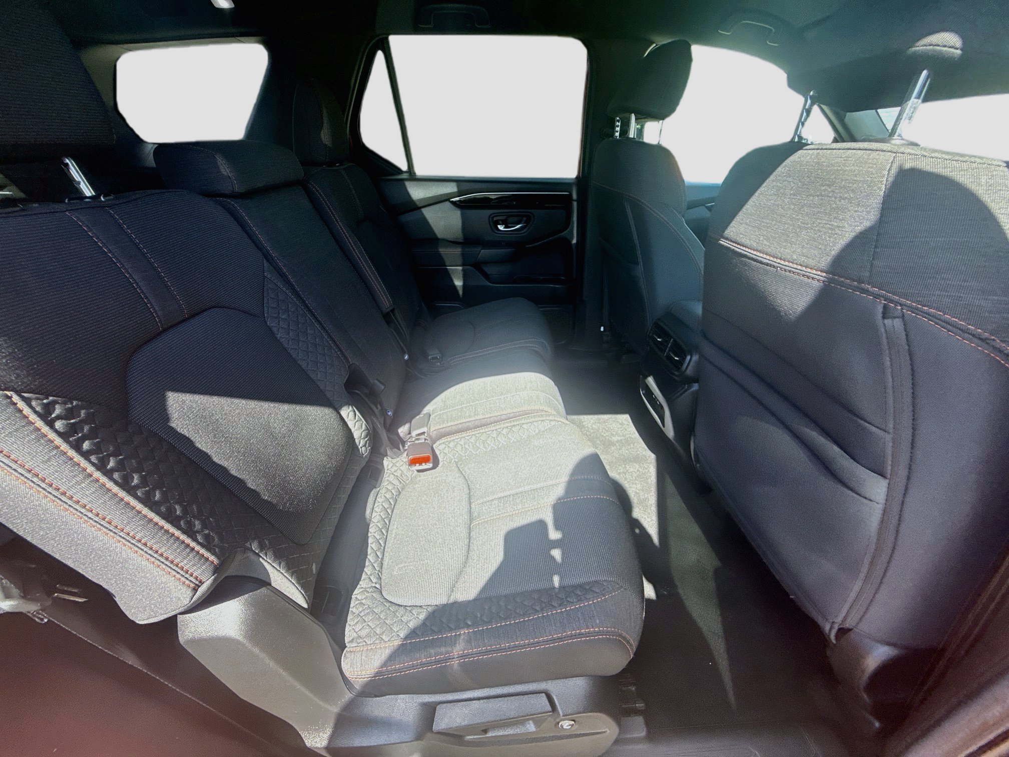 Used 2025 Honda Pilot Sport image 28