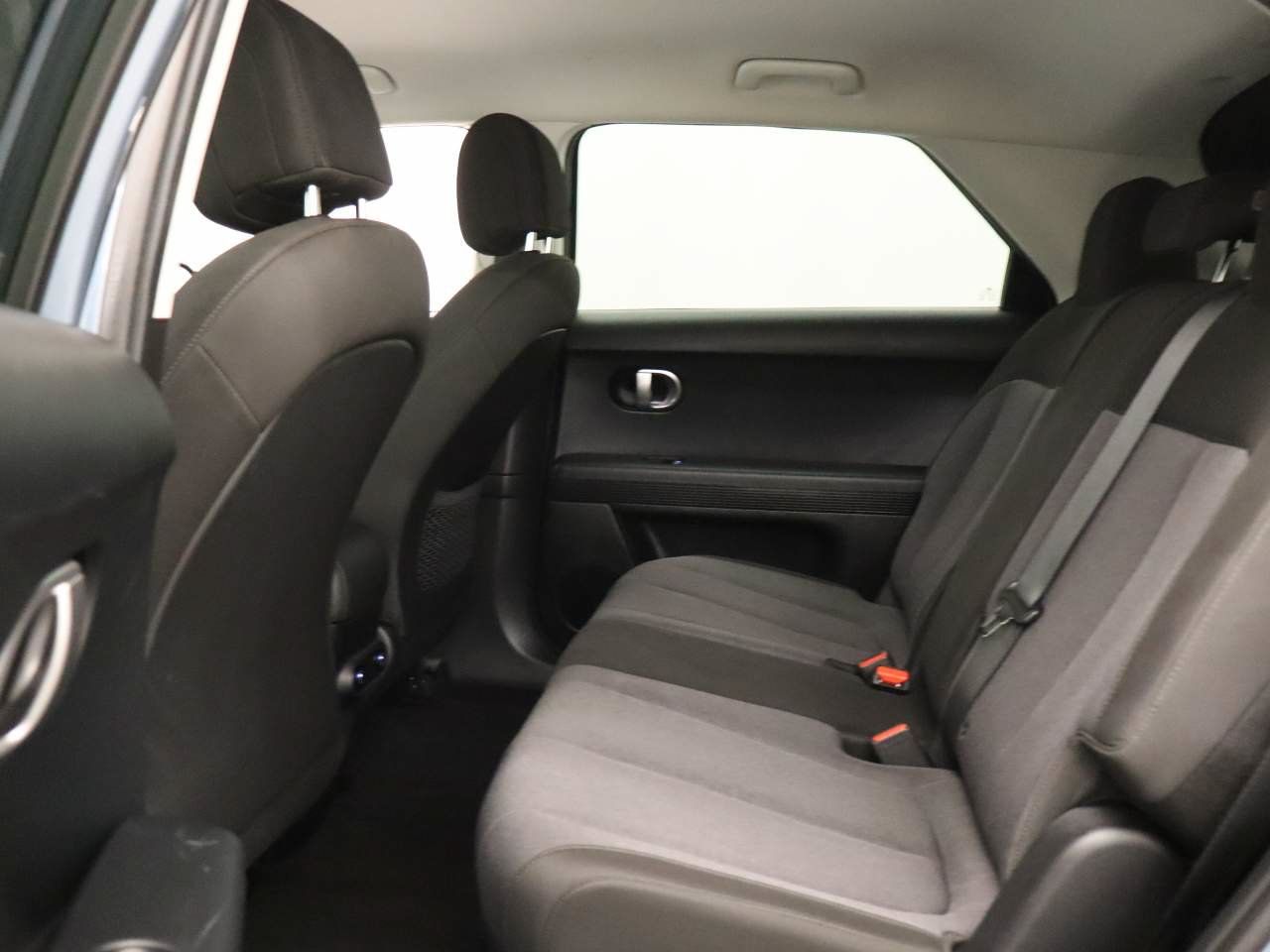 Used 2024 Hyundai Ioniq 5 SEL RWD image 17