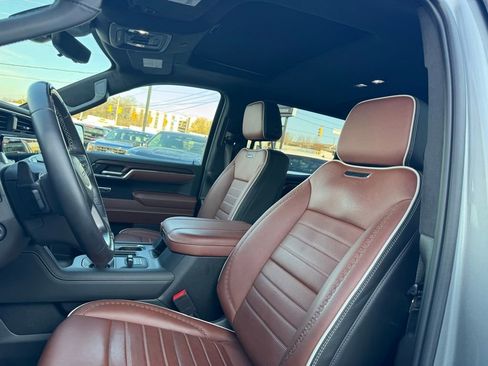 Used 2024 GMC Sierra 1500 Denali Ultimate image 15
