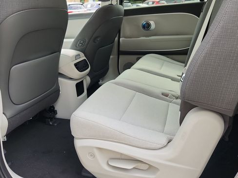 New 2026 Hyundai Ioniq 9 SE AWD/4WD image 7