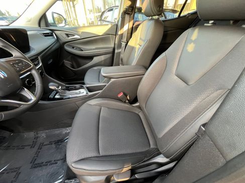 Used 2025 Buick Encore GX Preferred image 27