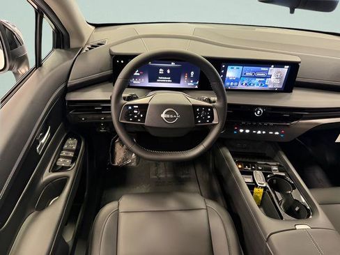 Used 2025 Nissan Murano SV AWD/4WD image 7