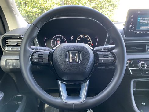 Used 2024 Honda Pilot EX-L image 18