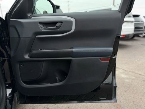 Used 2021 Ford Bronco Sport Outer Banks w/ Outer Banks Package (96D) image 17