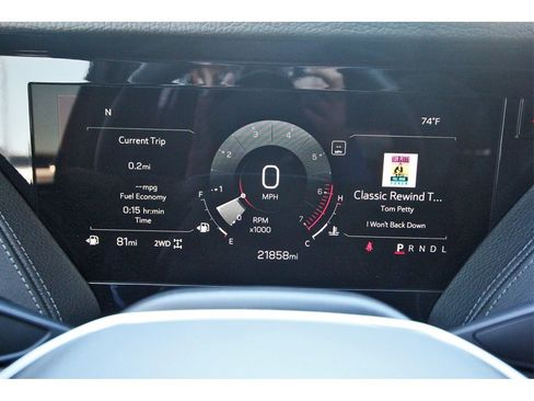 Used 2025 GMC Yukon Denali image 12