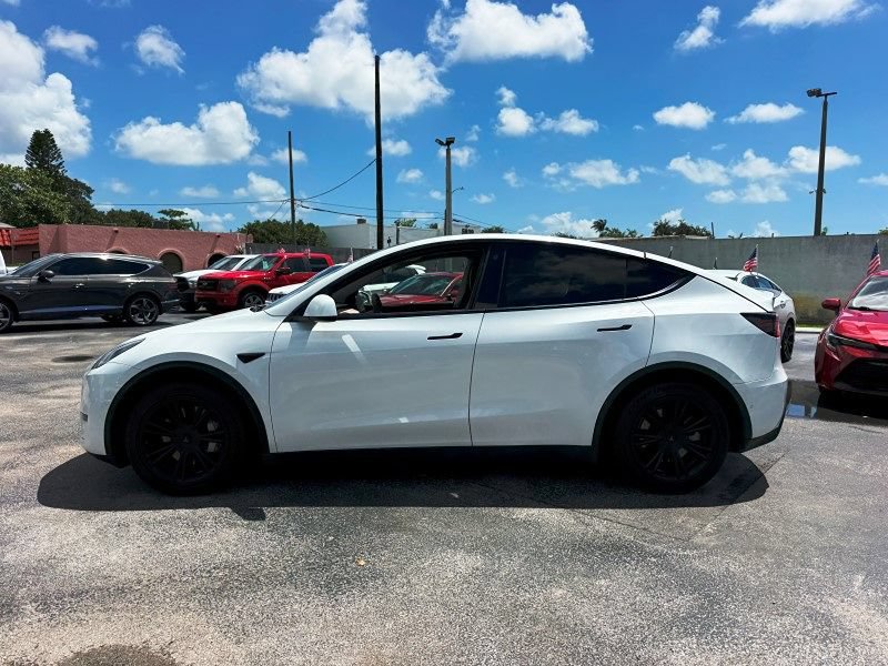 Used 2021 Tesla Model Y Long Range AWD/4WD image 8