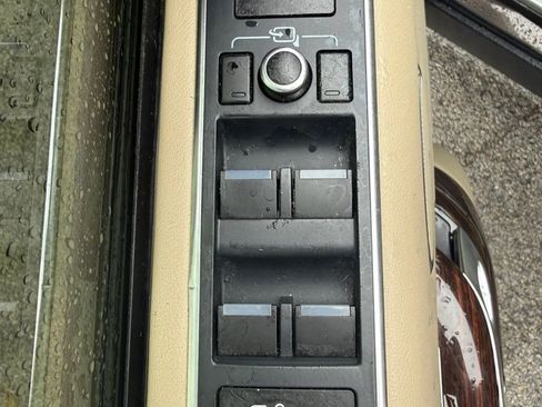 Used 2014 Land Rover Range Rover HSE AWD/4WD image 21