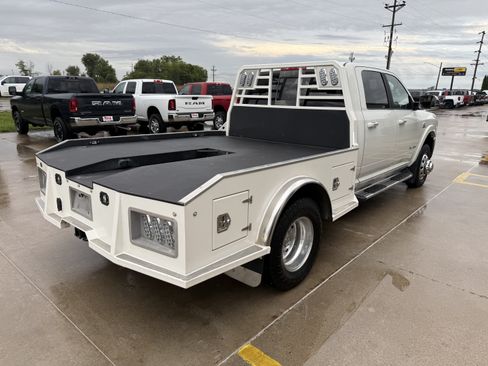 Used 2022 RAM 3500 Laramie AWD/4WD image 33