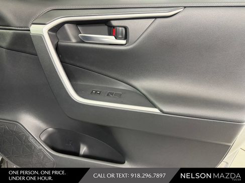 Used 2019 Toyota RAV4 Limited w/ Cold Weather Package AWD/4WD image 47