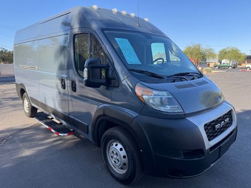 Used 2019 RAM ProMaster 2500 FWD image 3