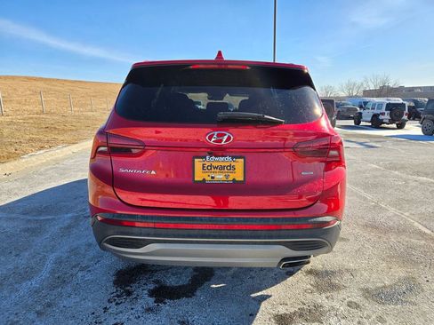Used 2023 Hyundai Santa Fe SE image 5