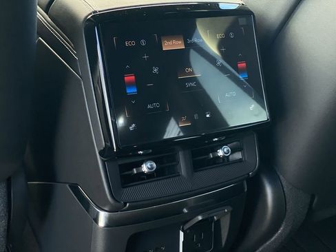 New 2026 Cadillac Vistiq Sport w/ LPO, Premium Carpet Package image 38