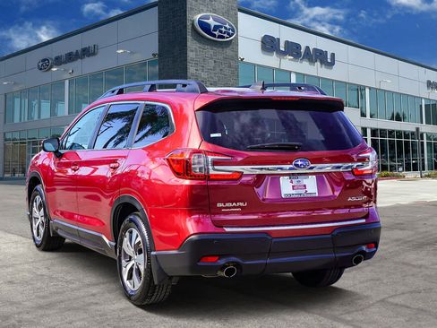 Used 2023 Subaru Ascent Premium w/ Convenience Package image 6