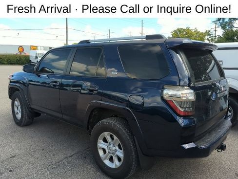 Used 2024 Toyota 4Runner SR5 AWD/4WD image 3