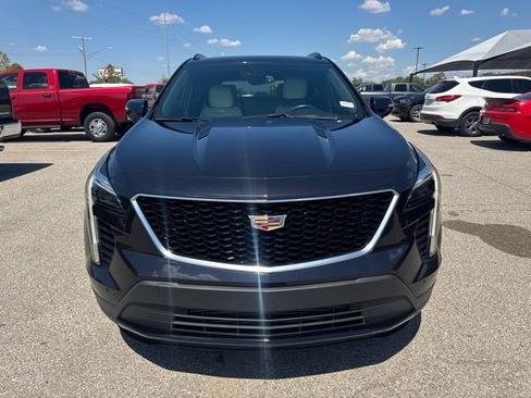 Used 2023 Cadillac XT4 Sport FWD image 2