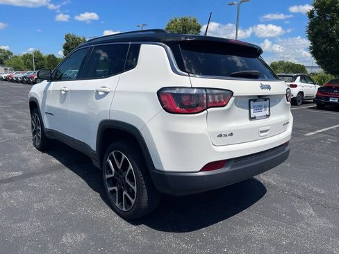 Used 2017 Jeep Compass Limited w/ Navigation Group AWD/4WD image 7