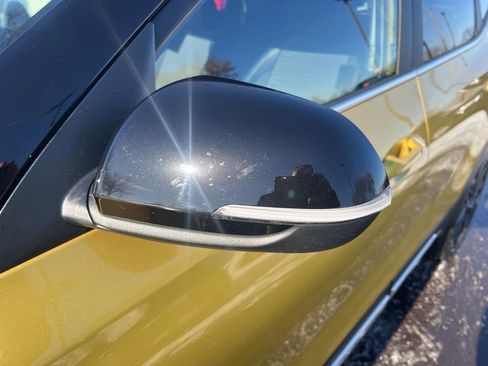 Certified 2023 Kia Seltos Nightfall Edition image 33