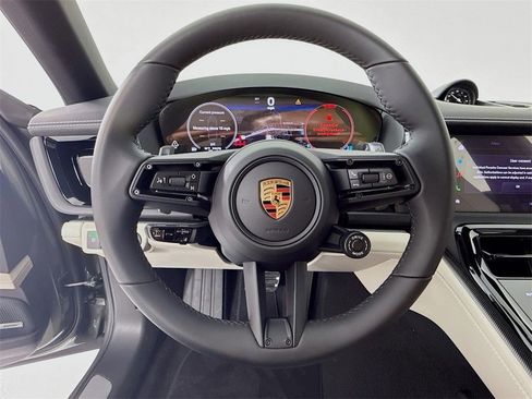 New 2026 Porsche Panamera image 15