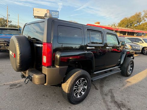 Used 2007 HUMMER H3 w/ Chrome Appearance Package image 5
