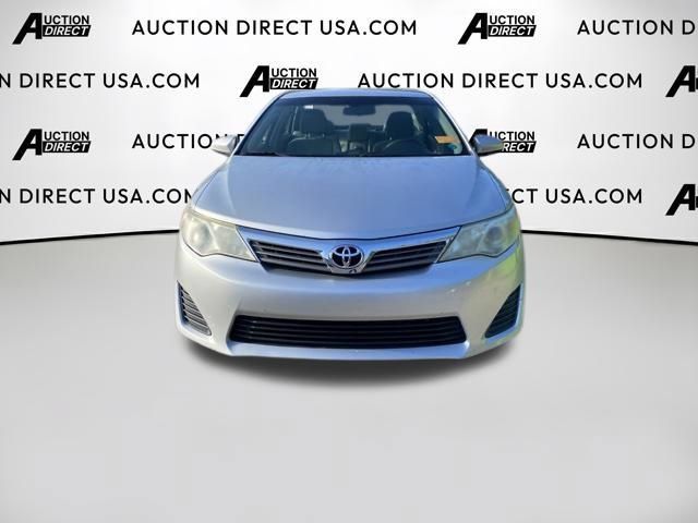 Used 2012 Toyota Camry FWD image 3
