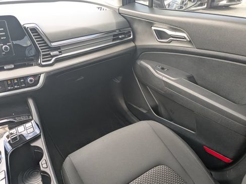 Certified 2023 Kia Sportage LX AWD/4WD image 13