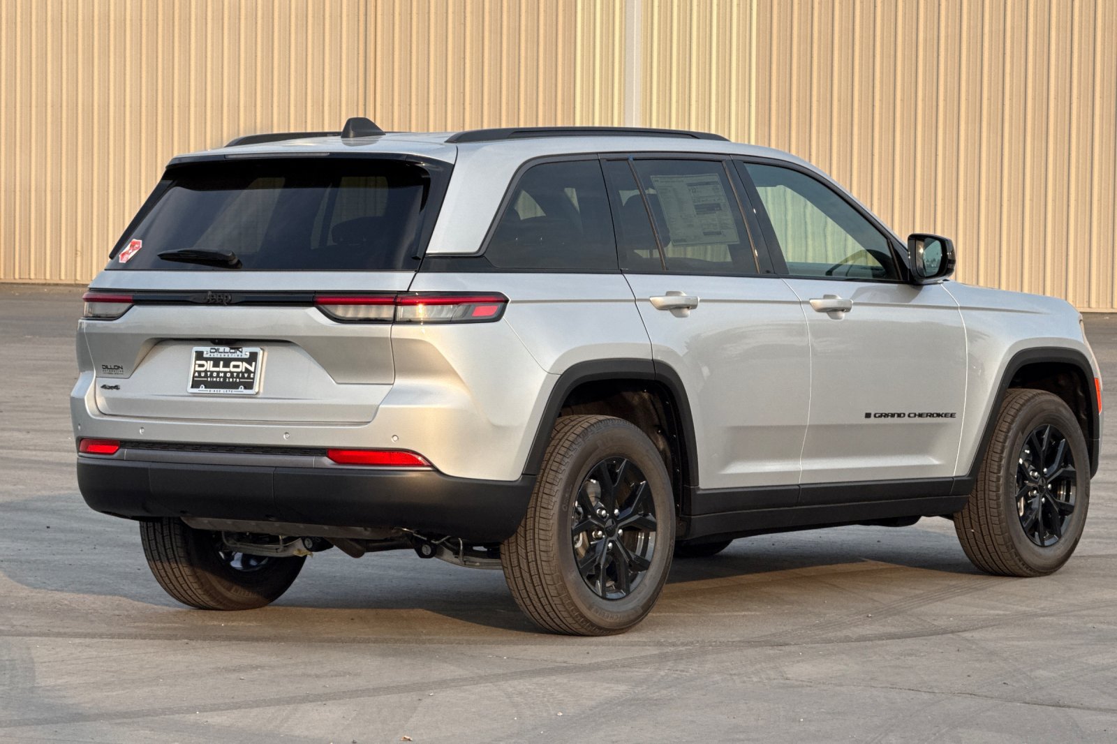 New 2026 Jeep Grand Cherokee Altitude AWD/4WD image 7